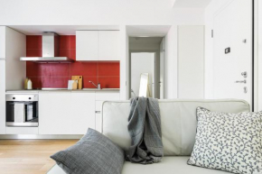 Отель Stylish 1-bedroom flat with parking in Washington  Милан
